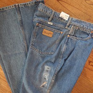 Wrangler Flares NWT
